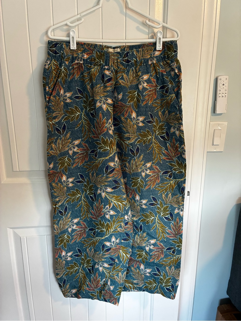 Cynthia Rowley Blue Leaf-Print Joggers